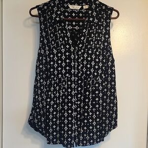 Black and White Button Down Sleeveless Blouse